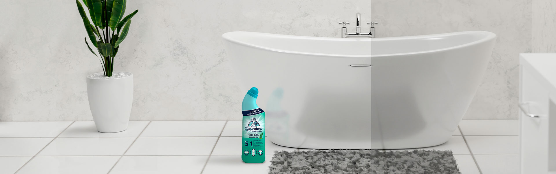Gel de baño de la lavandera en el suelo de un baño
